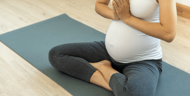 best maternity yoga clothes