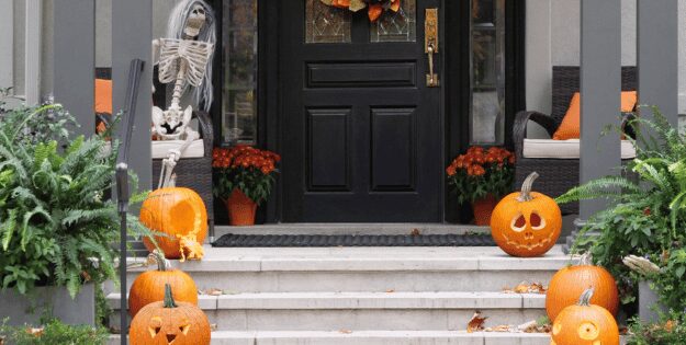 best halloween door decorations