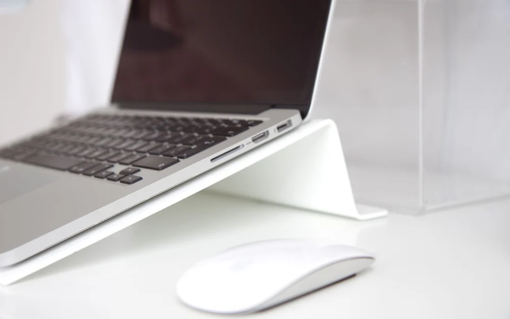 Best laptop stands UK 2026
